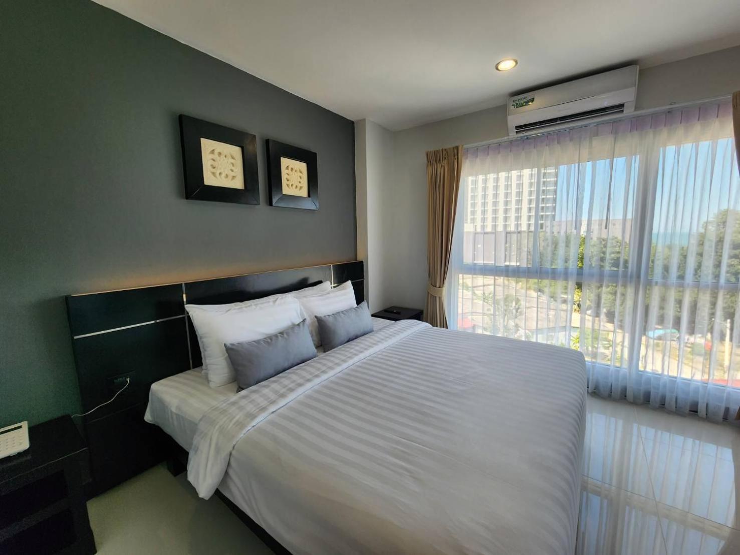 Lhc Hotel And Resort Патая Екстериор снимка