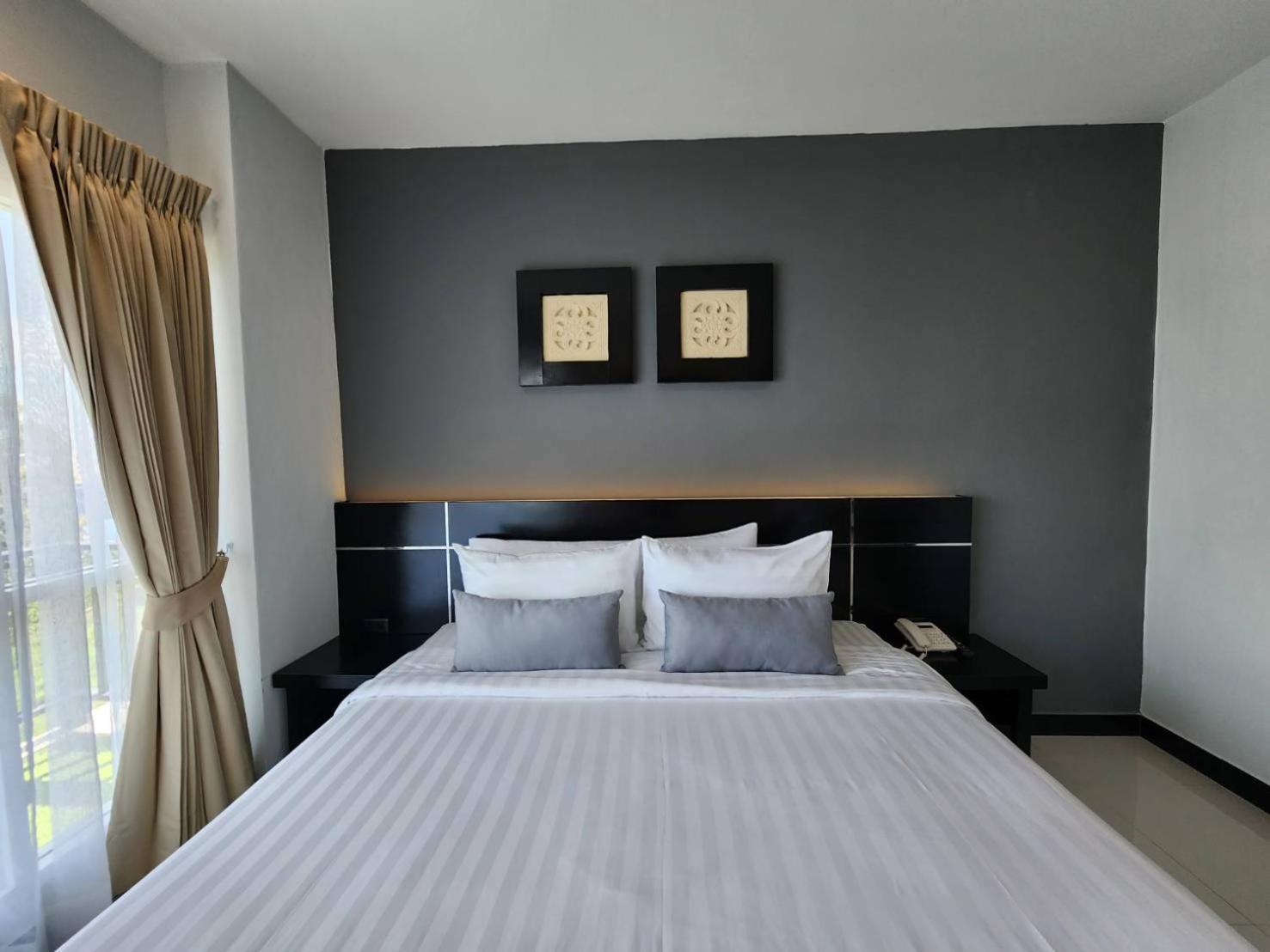 Lhc Hotel And Resort Патая Екстериор снимка