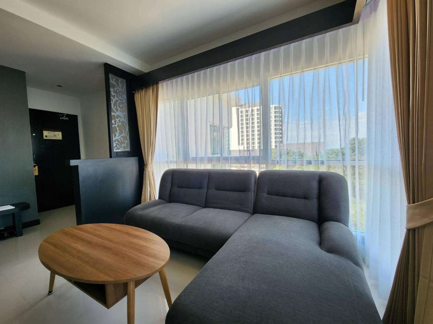 Lhc Hotel And Resort Патая Екстериор снимка